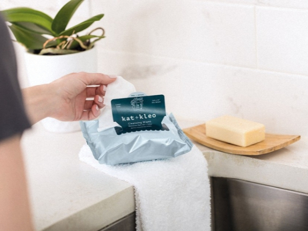 有没有一种不干胶材料能在规定时间范围内撕掉不留残胶？